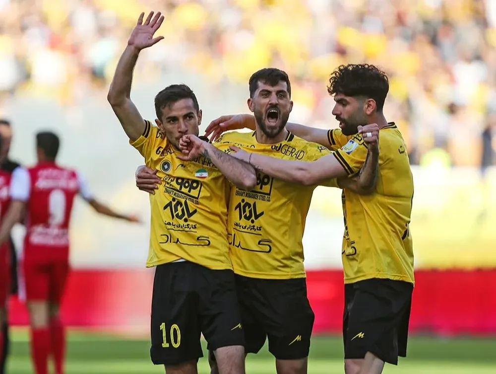 Partido del fútbol iraní