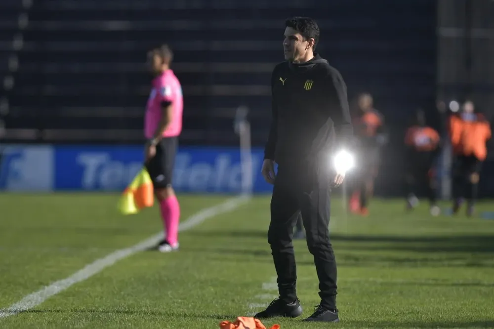 Mauricio Larriera en Jardines