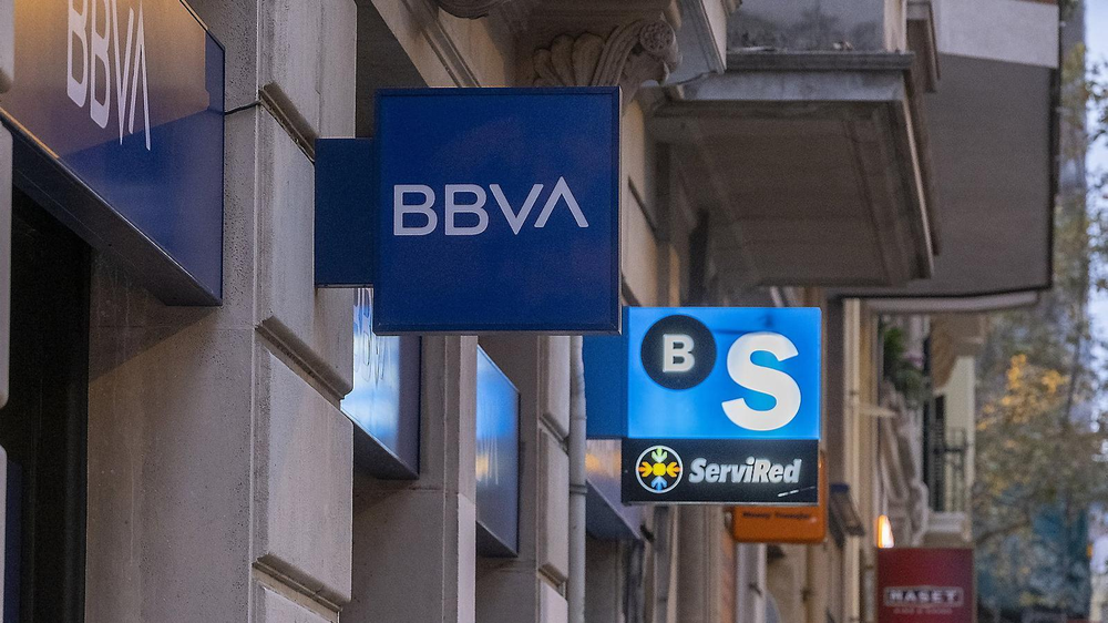 El BBVA mejora su oferta sobre el Banco Sabadell.
