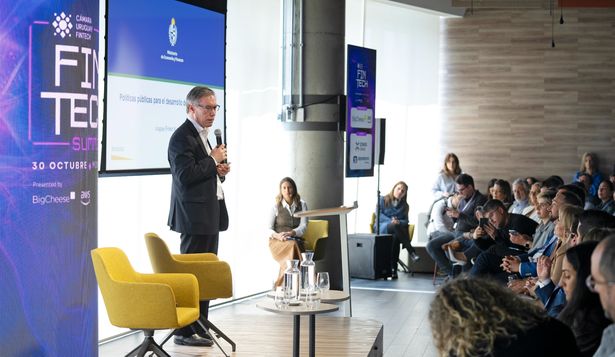 El subsecretario de Economía y Finanzas, Matías Vallcorba, en Fintech Summit