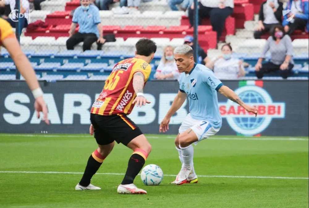 Brian Ocampo, otro discreto partido