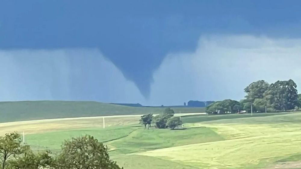 Tornado próximo a Rivera.