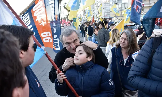 Larrañaga pisa el acelerador y da un mensaje a la interna: El blanco vota blanco