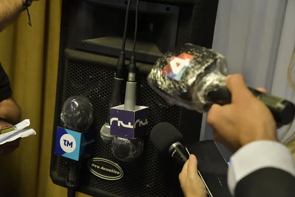 Para los periodistas siempre implica un desafío cómo cubrir una crisis