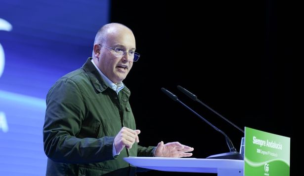 El crudo augurio de Tellado sobre el PSOE: Caerán todos y también el número uno