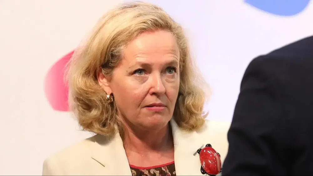 La vicepresidenta primera en funciones, Nadia Calviño.