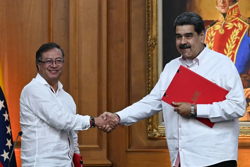 Archivo. El presidente de Colombia, Gustavo Petro, y el presidente de Venezuela, Nicolás Maduro