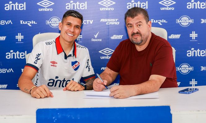 El nuevo jugador que firmó por tres años con Nacional y fue presentado por Flavio Perchman
