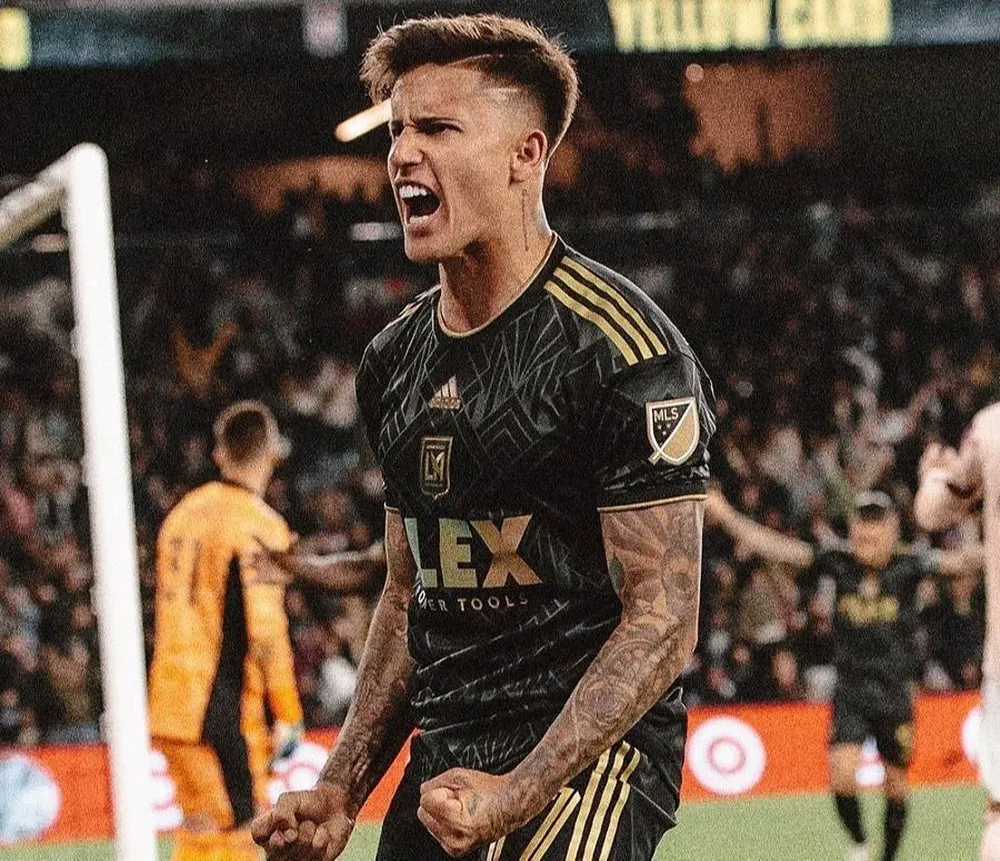 Brian Rodríguez convirtió el transitorio 1-0 para Los Angeles FC que ganó de visita contra Orlando City de Facundo Torres