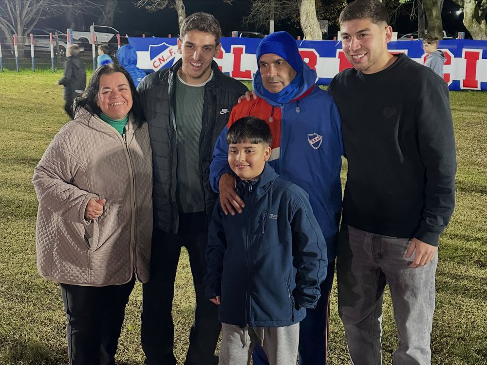 La emocionante despedida que le hizo Nacional de Florida a Juan Manuel Sanabria&nbsp;
