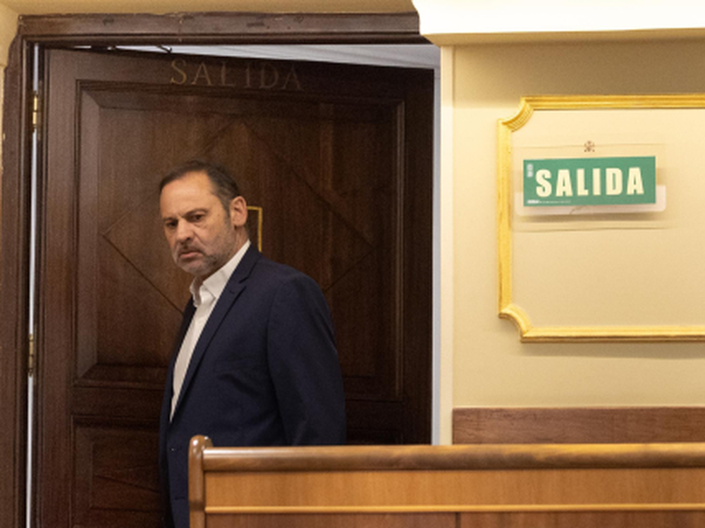 José Luis Ábalos, renunció a su escaño en la Cámara de Diputados.