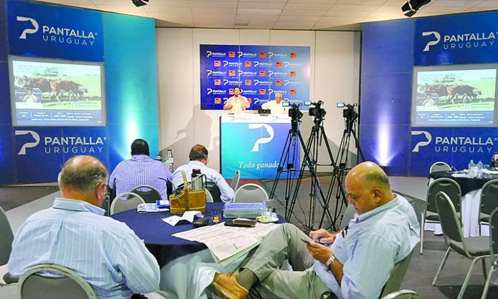 Otra buena gestión de Pantalla Uruguay en su clásica venta de fin de mes.