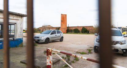 entre burocracia y plomo, la historia de las cooperativas nunca construidas en la ex raincoop que ya costaron mas de us$ 4 millones al estado