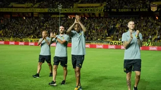 Léo Coelho, Sebastián Rodríguez, Carlos Sánchez y Abel Hernández en el Campeón del Siglo