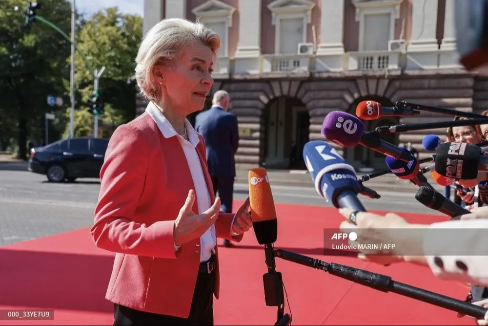 “El futuro de los Balcanes y Ucrania está en la Unión Europea”, afirmó la presidenta de la Comisión Europea, Ursula von der Leyen.