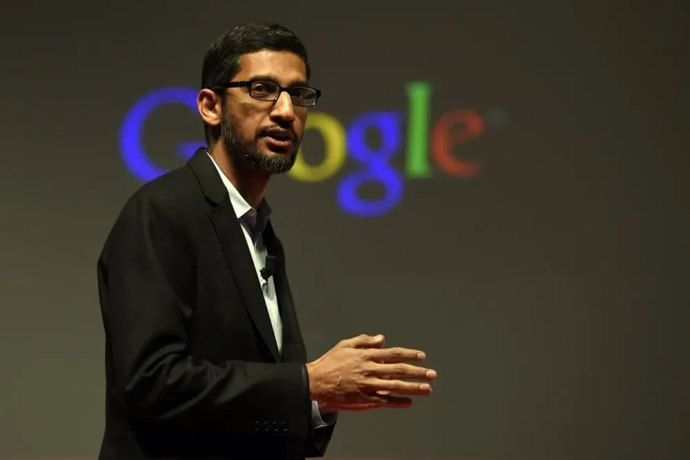 El actual vicepresidente, Sundar Pichai, que pasará a comandar Google