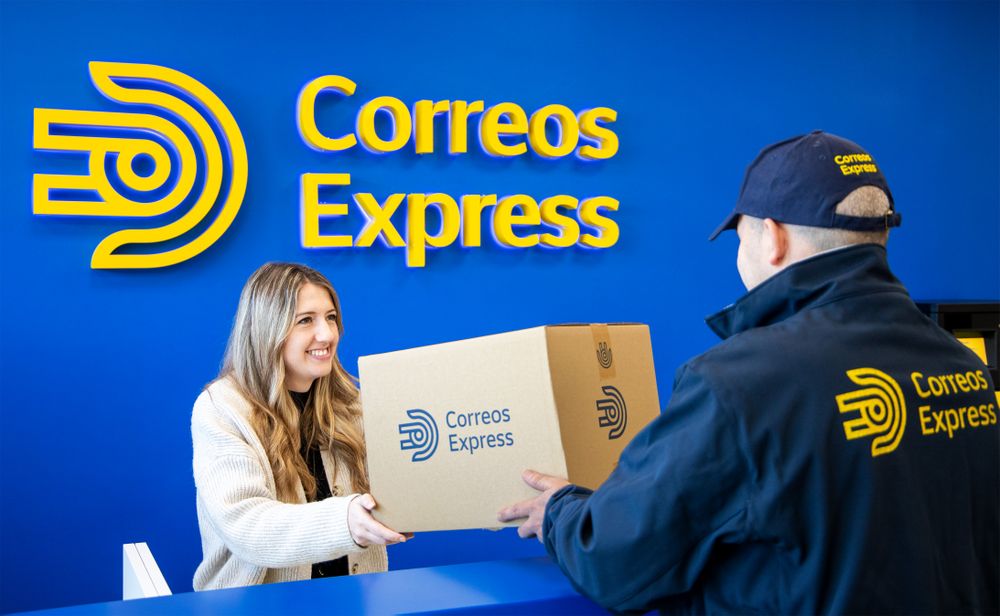 Los puestos en Correos Express, como responsable de procesos operativos, ofrecen salarios competitivos y contratos indefinidos, asegurando estabilidad laboral.