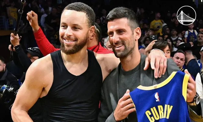 Stephen Curry y Novak Djokovic intercambiaron regalos