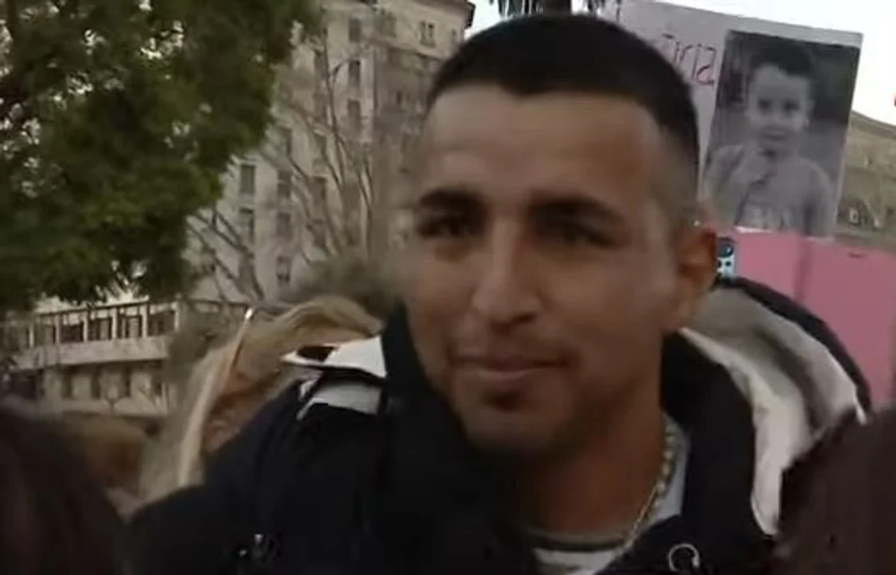 José Peña en la movilización por Loan. Foto: NA