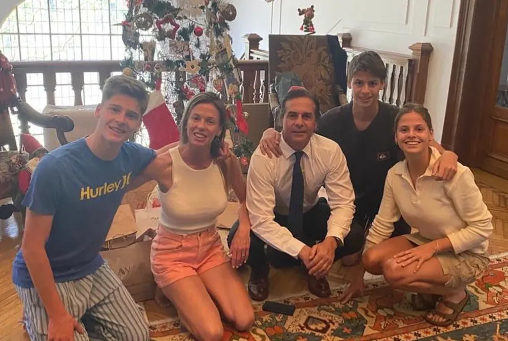 “Antes de salir para el Congo a pasar Navidad con los uruguayos en misiones de paz”, escribió Luis Lacalle Pou