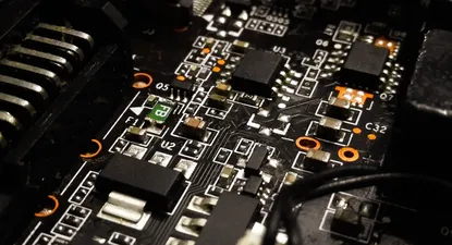 IBM toma la medida histórica de escindir su negocio para centrarse en servicios en la nube