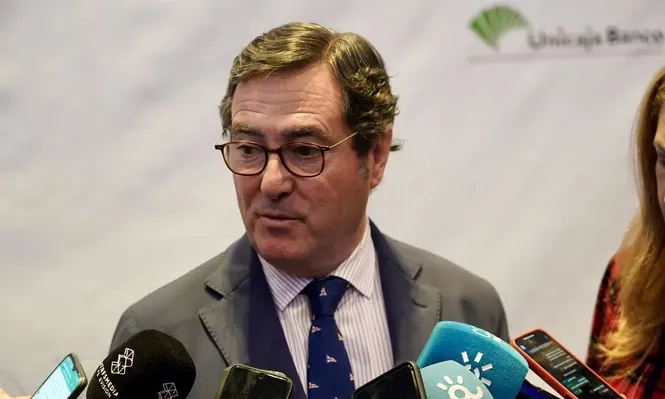 El presidente de la Confederación Española de Organizaciones Empresariales (CEOE), Antonio Garamendi.