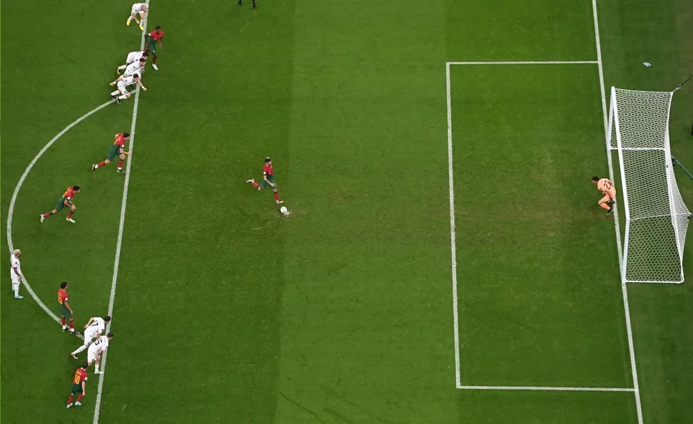 El penal con el que Portugal marcó el 2-0