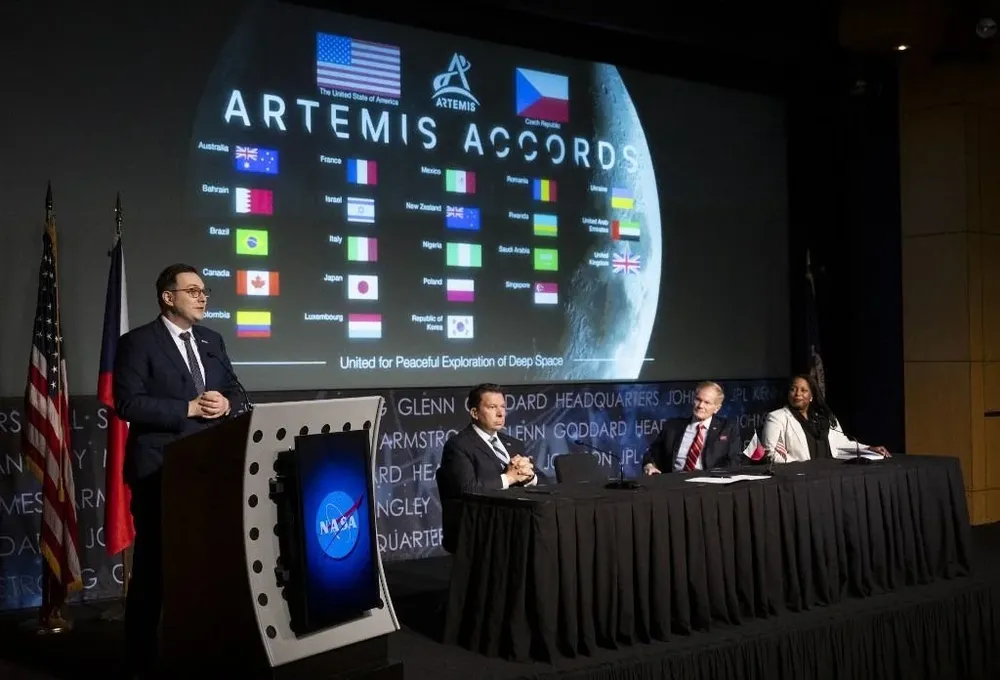 La primera misión Artemis planea su alunizaje para finales de esta década y la construcción de hábitats, después de 2030.