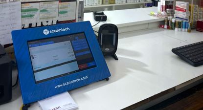 Los primeros fríos del año dispararon las ventas de antigripales