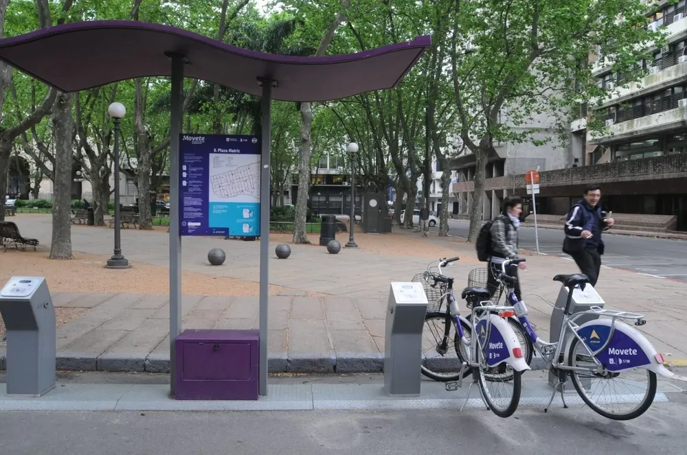 Estación de bicicletas del sistema Movete, una de las ocho que había en el entorno de la Ciudad Vieja