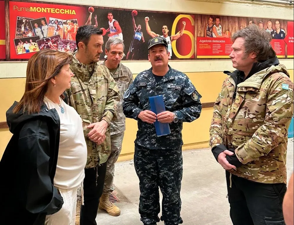 La reunión del Comité de Crisis en el Club Bahiense del Norte