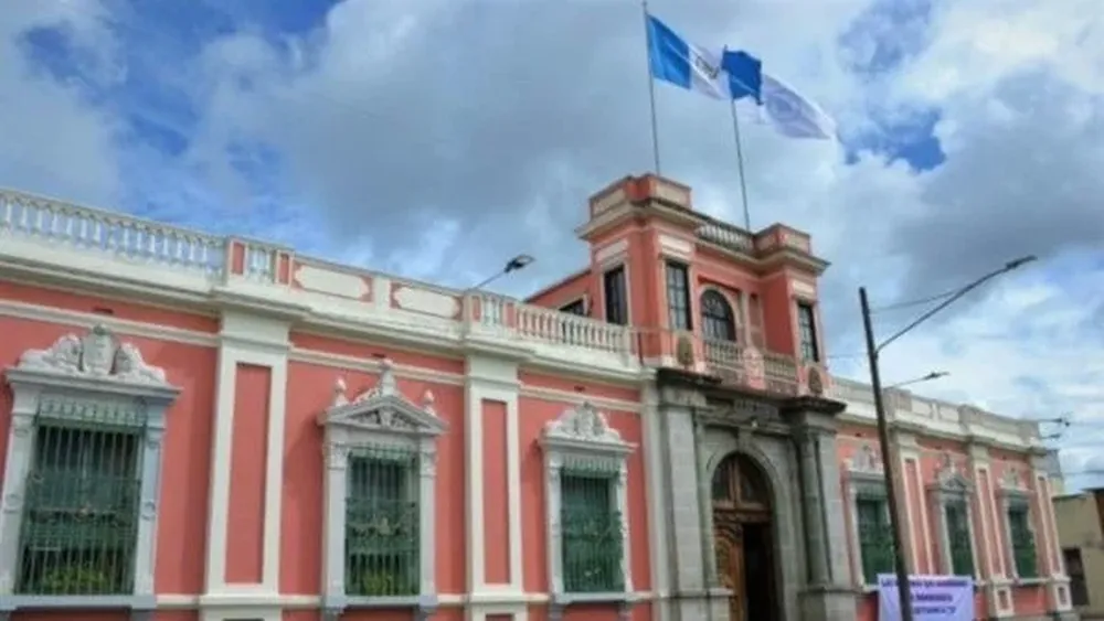 La decisión del Tribunal fue difundida por un comunicado oficial.