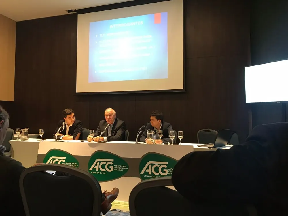 Juan Dellapiazza, Víctor Tonelli y Michel Decker