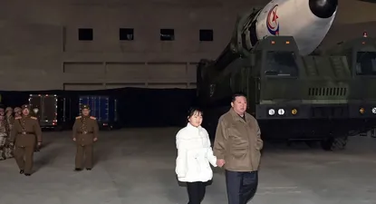 El líder norcoreano se exhibió por primera vez con su hija, la nieta del mítico Kim Il Sung.