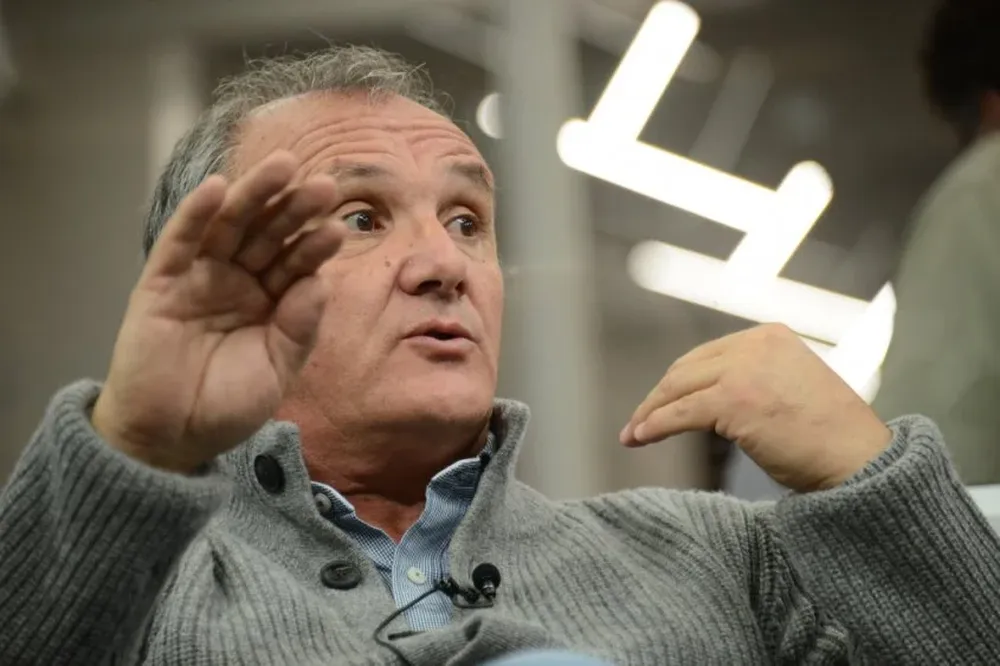 Fue confundador del PIT (Plenario Intersindical de Trabajadores) y fundador de la Federación de Obreros de la Bebida