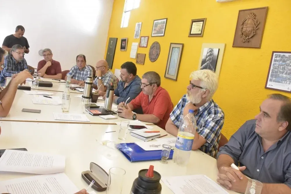 Tensión en la interna del PIT-CNT por viaje de dirigentes de la central sindical a Israel, seguido de elogios.