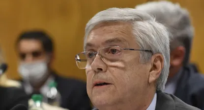 Tabaré Viera, ministro de Turismo T