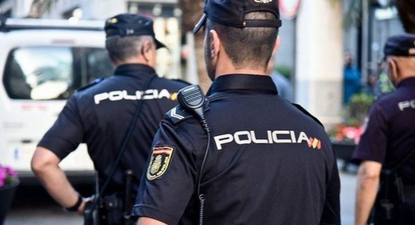 Dos policías imputados de lesiones con discriminación en Madrid