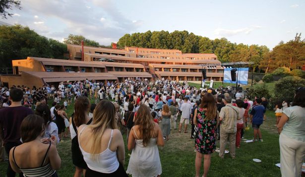 Colegio Mayor Argentino en Madrid, donde votan los argentinos residentes en la capital española.  Colegio Mayor Argentino en Madrid, donde votan los argentinos residentes en la capital española.