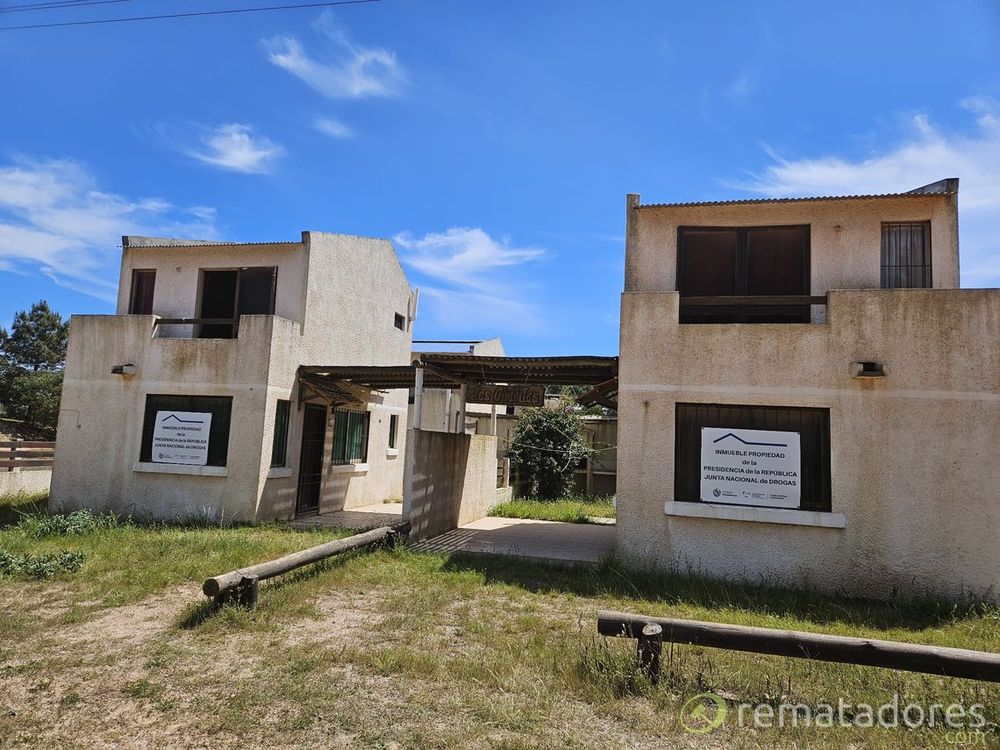 La Junta Nacional de Drogas remata complejo Las Chulitas en Punta del Diablo.&nbsp;