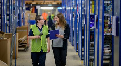 La oferta laboral incluye un contrato fijo discontinuo con jornada de lunes a viernes. &nbsp;