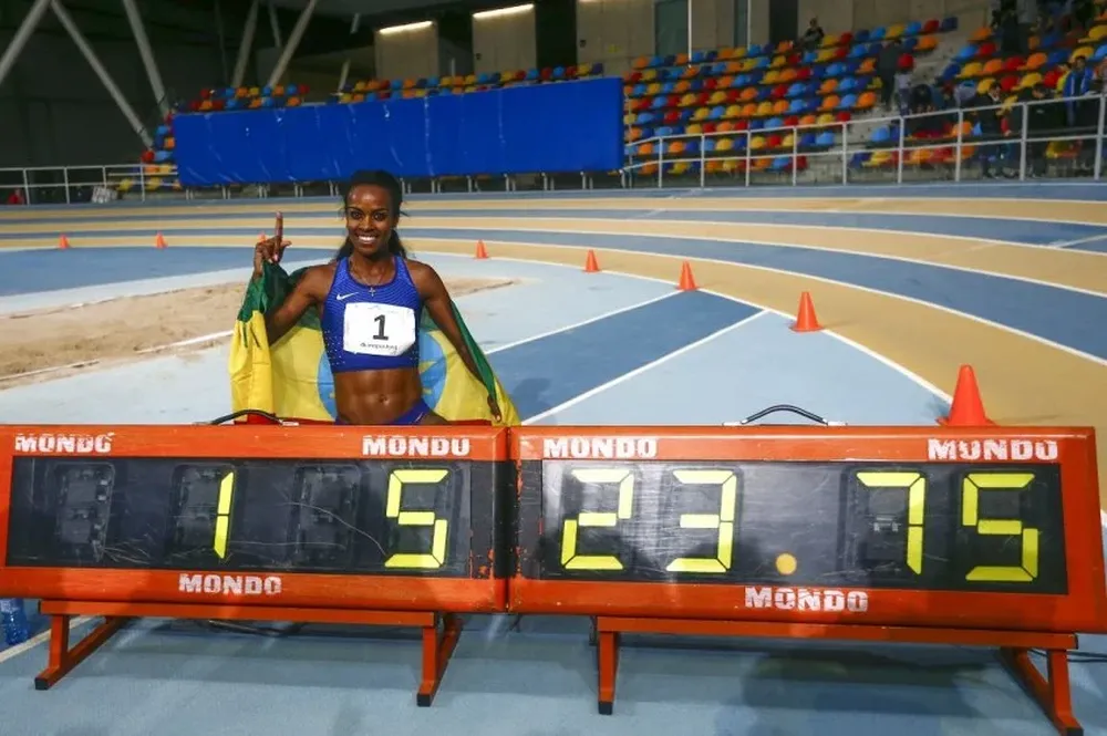 Dibaba con su nueva marca