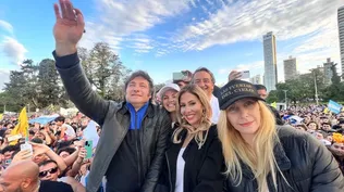 Milei en Rosario dijo que Argentina se debate entre populismo o república