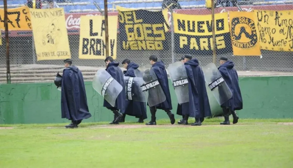 Peñarol venció 3-1 a River Plate