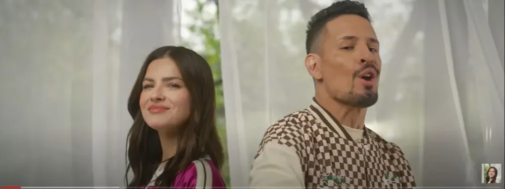 La China Suárez, y dos de sus hijos, junto a Rodrigo Tapari a pura cumbia