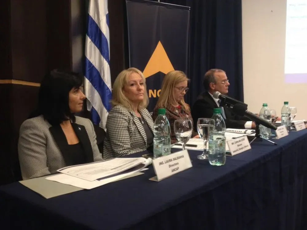 El directorio de Ancap presentó su balance 2015; la deuda llegó a US$ 198 millones