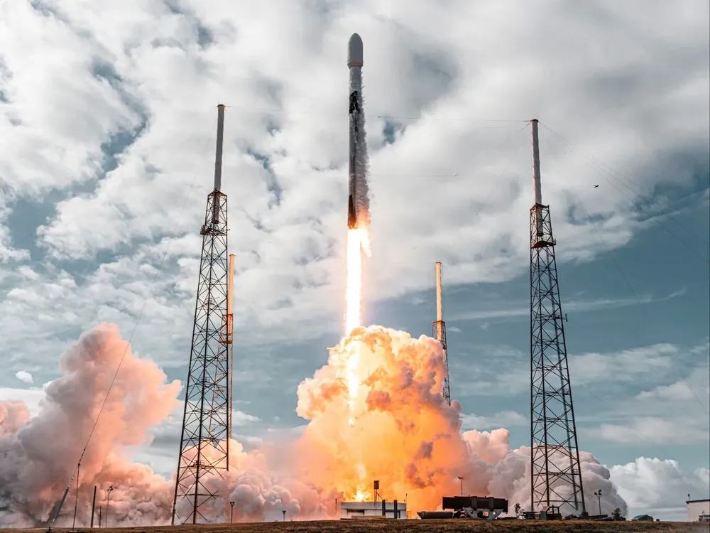 El cohete Falcon 9 de Space X fue lanzado en 2015