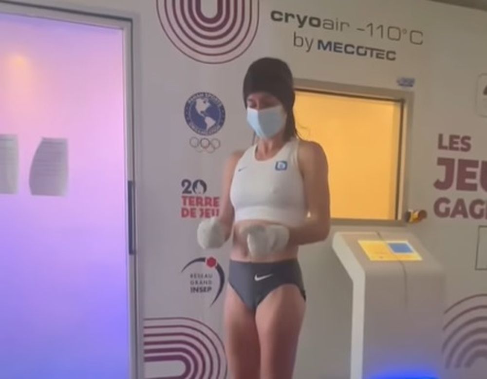 Pía Fernández en la cámara de frío