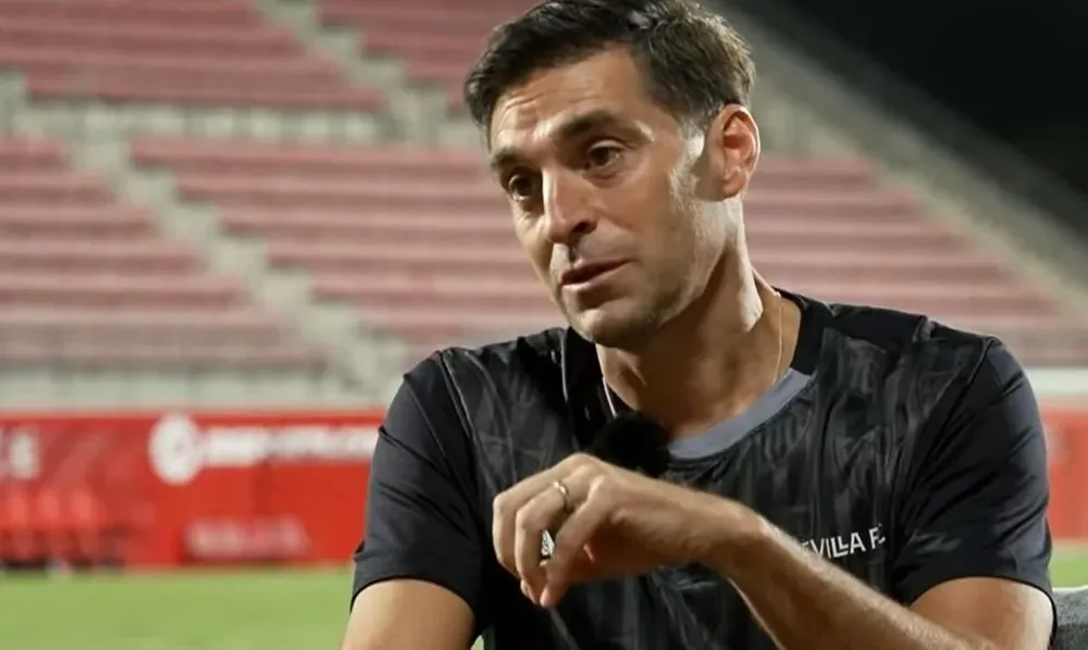 Diego Alonso habló con el canal de TV de Sevilla, su nuevo club