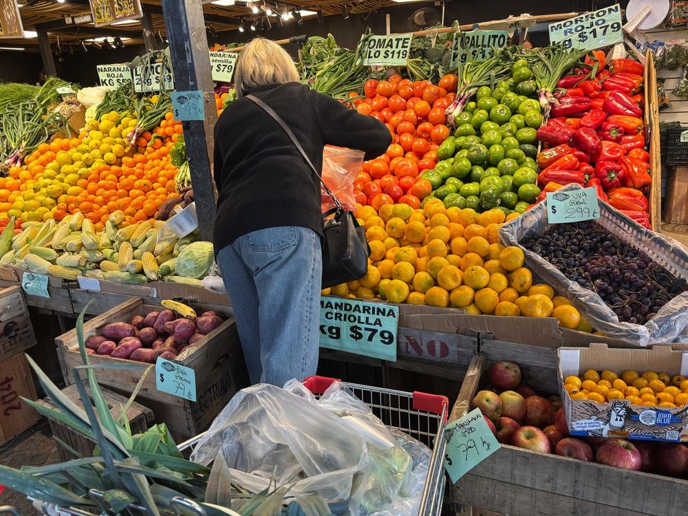 Frutas y verduras, con varias ofertas, en locales del MAM.